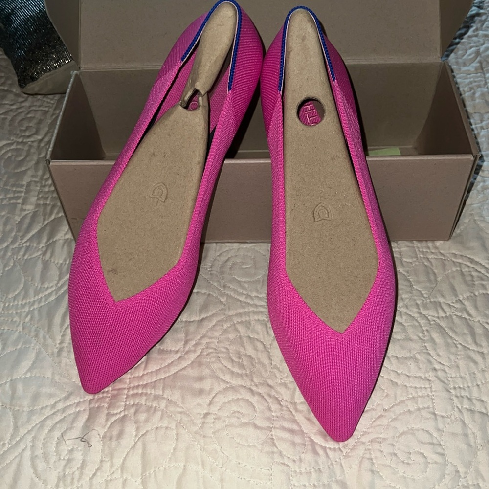 Stylish Pink Women's Flats - Picture 3 of 9